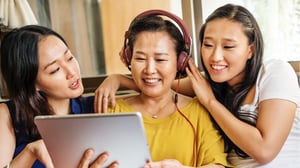 Decision Lab Connected Consumer Q2  2025